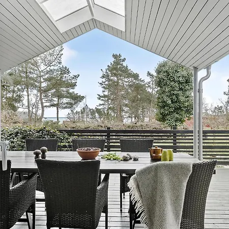 2 Bedroom Stunning In